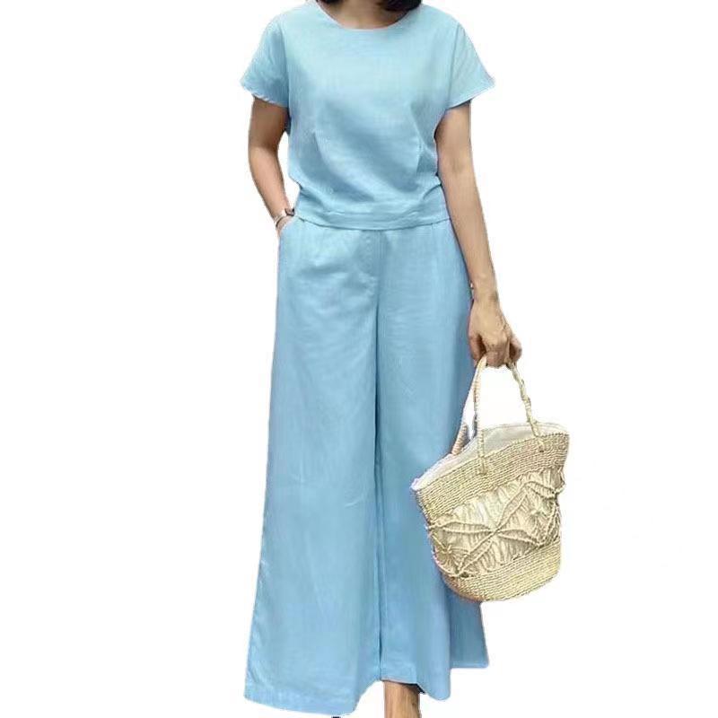 Women’s Commuter Utility Two-Piece Set – Short Sleeve Top & Cropped Pants with Pockets