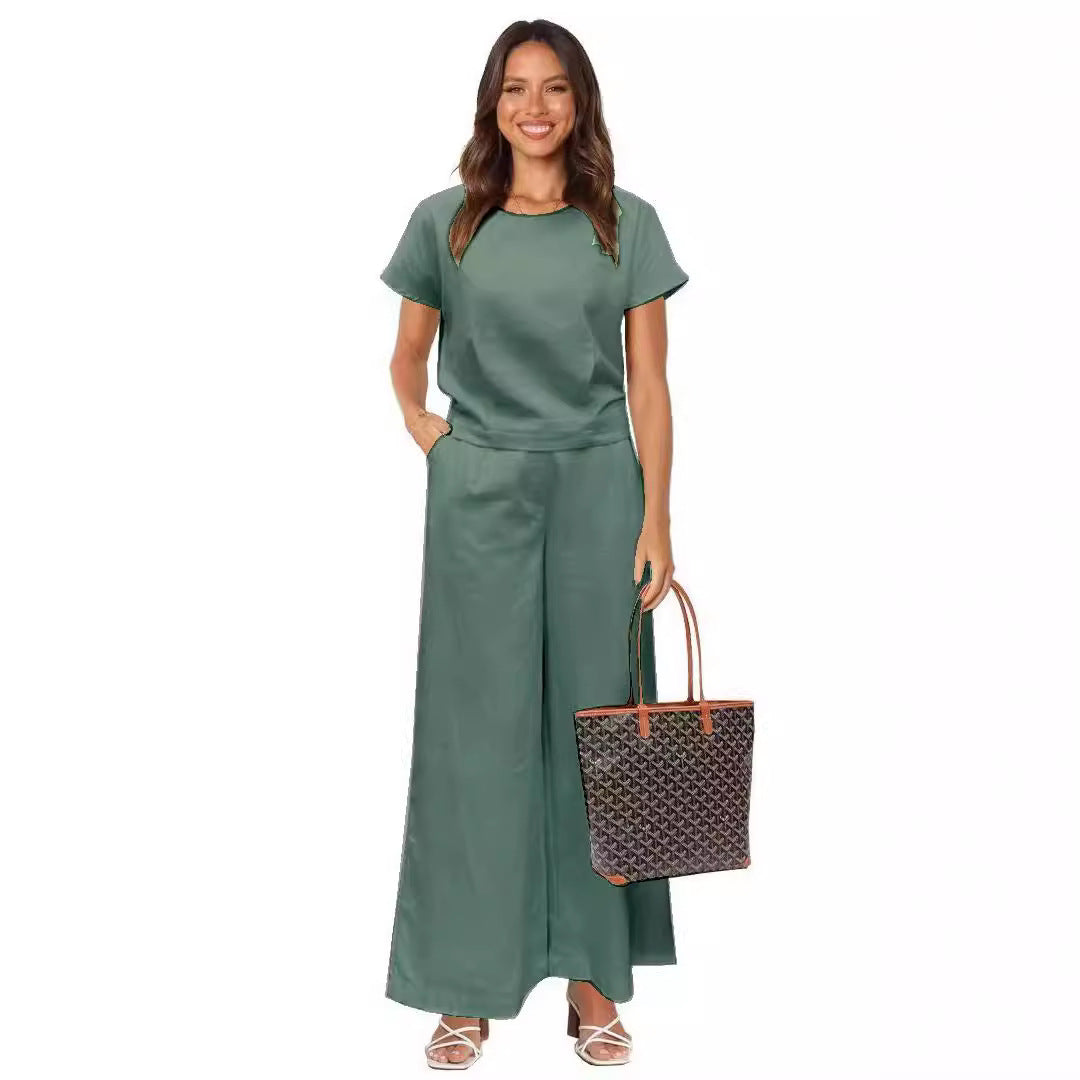 Women’s Commuter Utility Two-Piece Set – Short Sleeve Top & Cropped Pants with Pockets