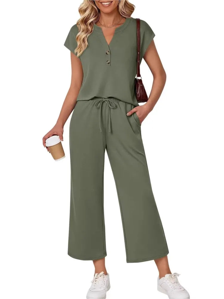 Women’s Lightweight Utility Two-Piece Set – Short Sleeve Top & Cropped Pants